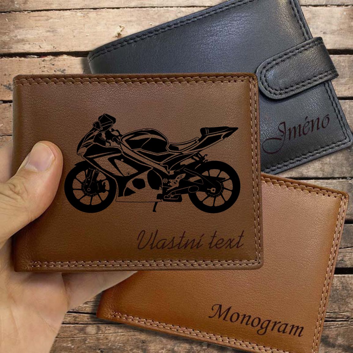 Pro MOTORKÁŘE | 04 |, více barev kůže a typů, pánská nebo dámská kožená peněženka s motorkou, motorkářským motivem a jménem | OUTLET TvujOriginal.cz
