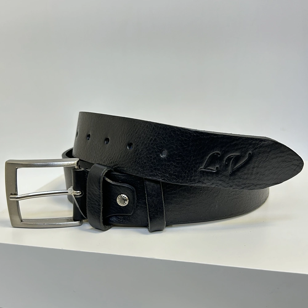 Již vyhotovený monogram | LV | na koženém pásku | OUTLET TvujOriginal.cz