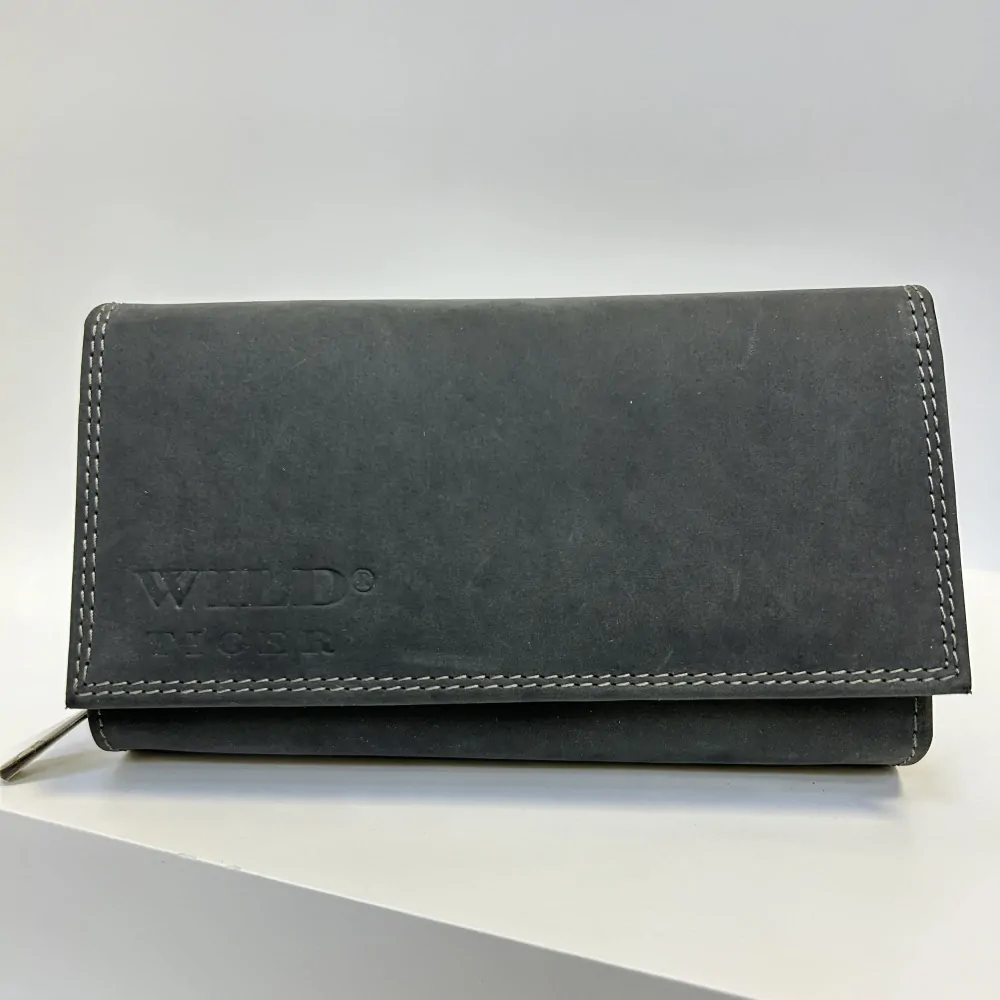 Dámská kožená peněženka s možností vlastního monogramu, textu | OUTLET TvujOriginal.cz