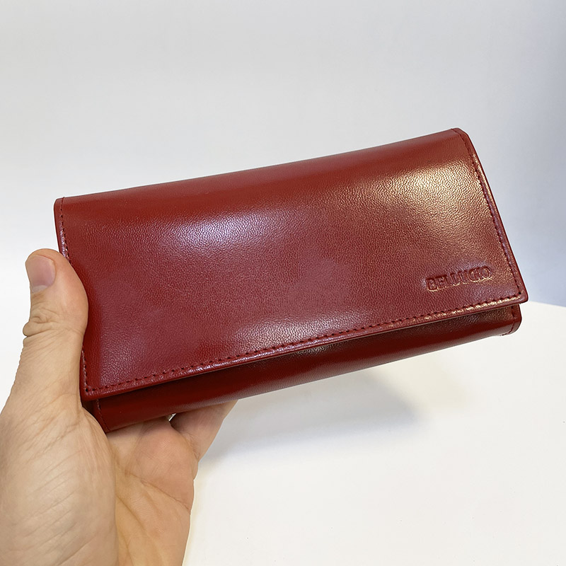 Červená dámská kožená peněženka s věnováním, monogramem, textem | OUTLET TvujOriginal.cz