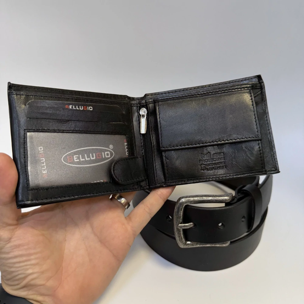 Stylový set BELLUGIO peněženky a opasku z pravé kůže s možností vlastního monogramu | OUTLET TvujOriginal.cz