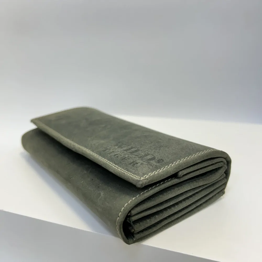 Dámská kožená peněženka s možností vlastního monogramu, textu | OUTLET TvujOriginal.cz