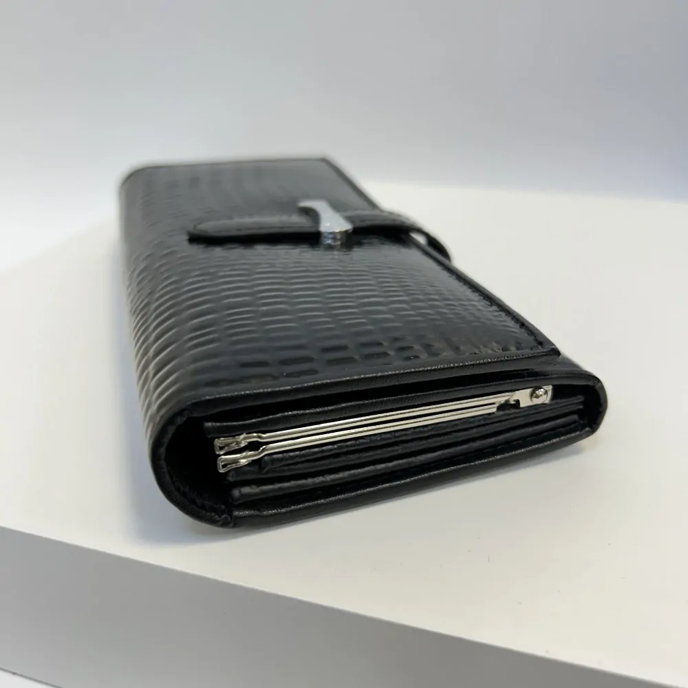 Dámská kožená peněženka s možností vlastního monogramu, textu | OUTLET TvujOriginal.cz