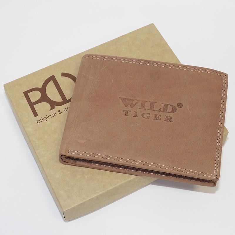 Hnědá kožená peněženka s ražbou vlastního monogramu | OUTLET TvujOriginal.cz