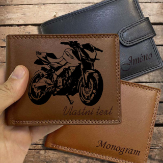 Pro MOTORKÁŘE | 09 |, více barev kůže a typů, pánská nebo dámská kožená peněženka s motorkou, motorkářským motivem a jménem | OUTLET TvujOriginal.cz