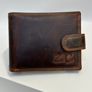 Již vyhotovený monogram | Z.C. | na kožené peněžence | OUTLET TvujOriginal.cz