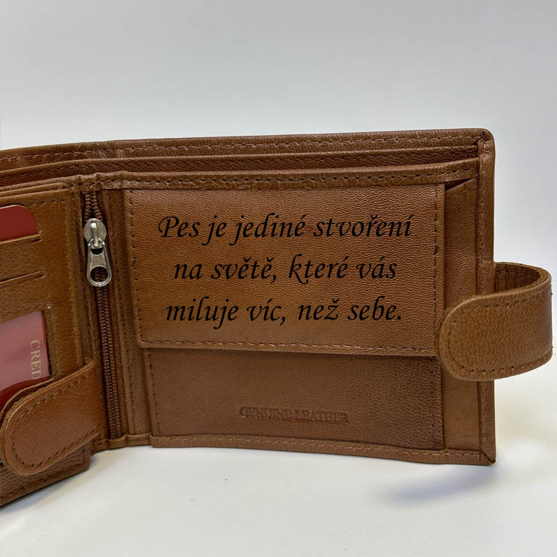 Kožená peněženka s citátem, věnováním